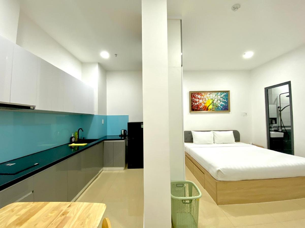 Khách sạn hẻo lánh Chanh Huy & *